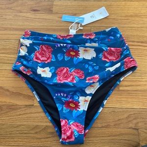 Cupshe new bikini bottoms swim size large